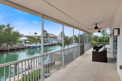Exquisite Key Colony Beach Retreat- 420/430 11th Street KCB