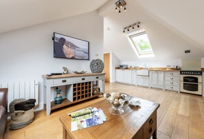 Fridge, microwave, oven, dishwasher - A luxury two bedroom apartment with breathtaking sea views across Carbis Bay. (Carbis Bay)