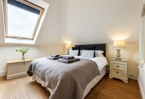 2 dormitorios, tabla de planchar con plancha, wifi y ropa de cama