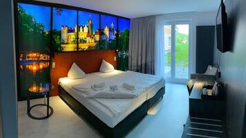 Habitación doble, Terraza | Caja de seguridad en la habitación y escritorio