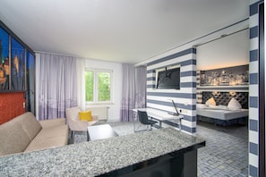 Suite | Living area