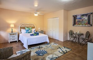 3 Schlafzimmer, Schreibtisch, Bügeleisen/Bügelbrett, kostenloses WLAN