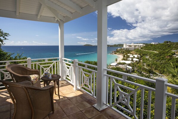 Property grounds - CalypsoBlu - Beautiful views of Morningstar Beach and the cruise ships entering and leaving port!! (St. Thomas)