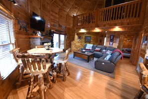 Dining - 4/4.5 bath log cabin that sleeps 14.  Just 7 minutes from Tanger outlet, too. (Sevierville)