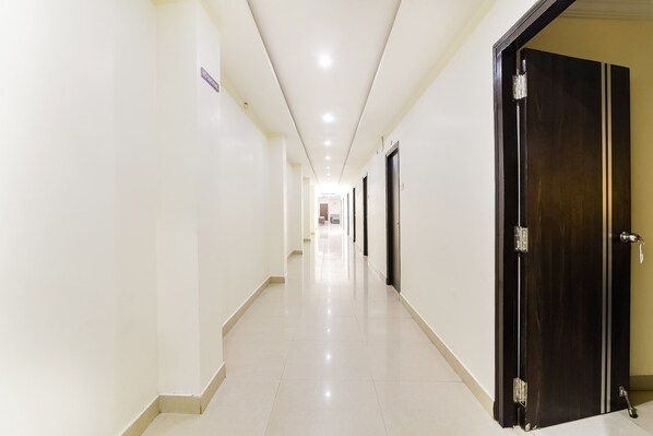 Interior - Capital O 49041 Hotel Shri Balaji Residency (Kadapa)