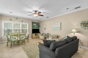 Cottage (2 Bedrooms) | Bahagian dalam