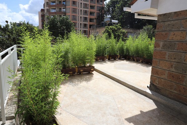 Enceinte de lâhĂ©bergement