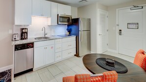 Coffee/tea maker, fridge, microwave, stovetop - Charleston | Historic Stay | Rooftop Terrace & Concierge (Charleston)