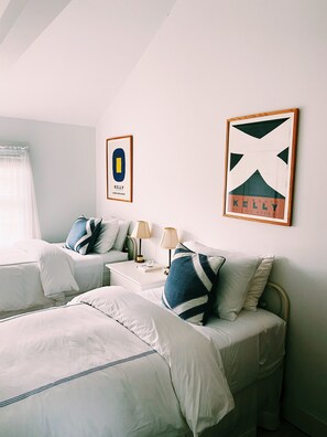 4 bedrooms, WiFi, bed sheets - Steps from East Hampton Village (East Hampton)