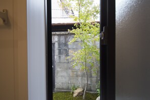 Private Vacation Home, Benifuji-ann | Bathroom | Combined shower/tub, slippers, towels - Benifuji-ann (Kyoto)