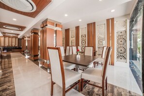 Restaurant - Capital O 42259 Hotel Vinayak Grand (Akbarpur)