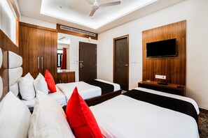 Room - Capital O 42259 Hotel Vinayak Grand (Akbarpur)