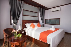 1 quarto, escrivaninha, Wi-Fi de cortesia