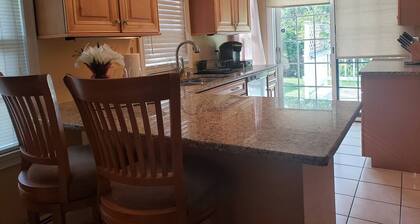 The Flat at Philmont Avenue APT at Eden Park Inn
