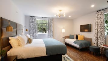 1 habitación, decoración personalizada y muebles diferentes