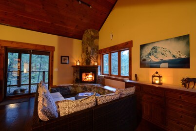 Private Chalet - Relax and unwind or recreate to your heart's content