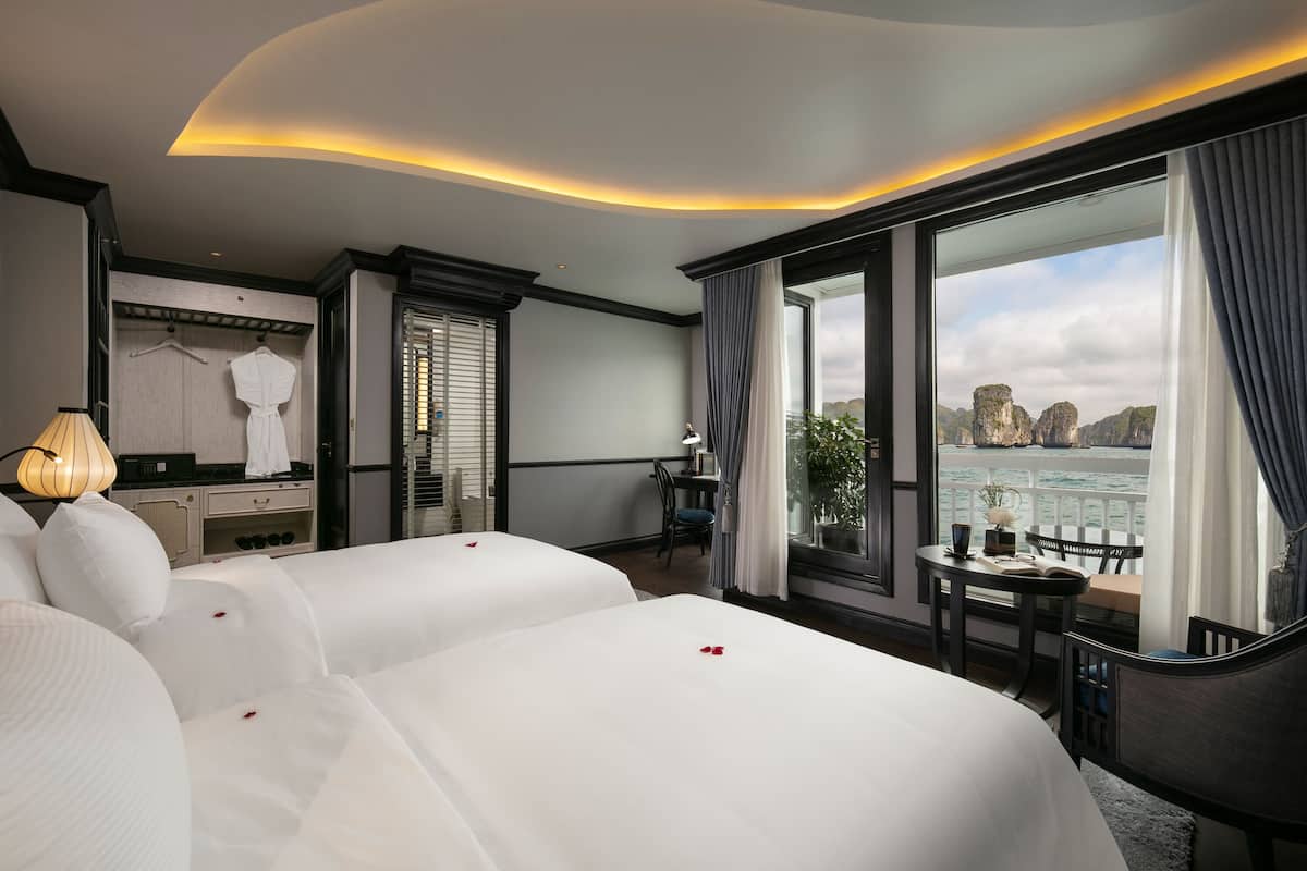 Senior Suite Private Balcony, 2D1N, 3D2N | Premium bedding, minibar, in-room safe, desk