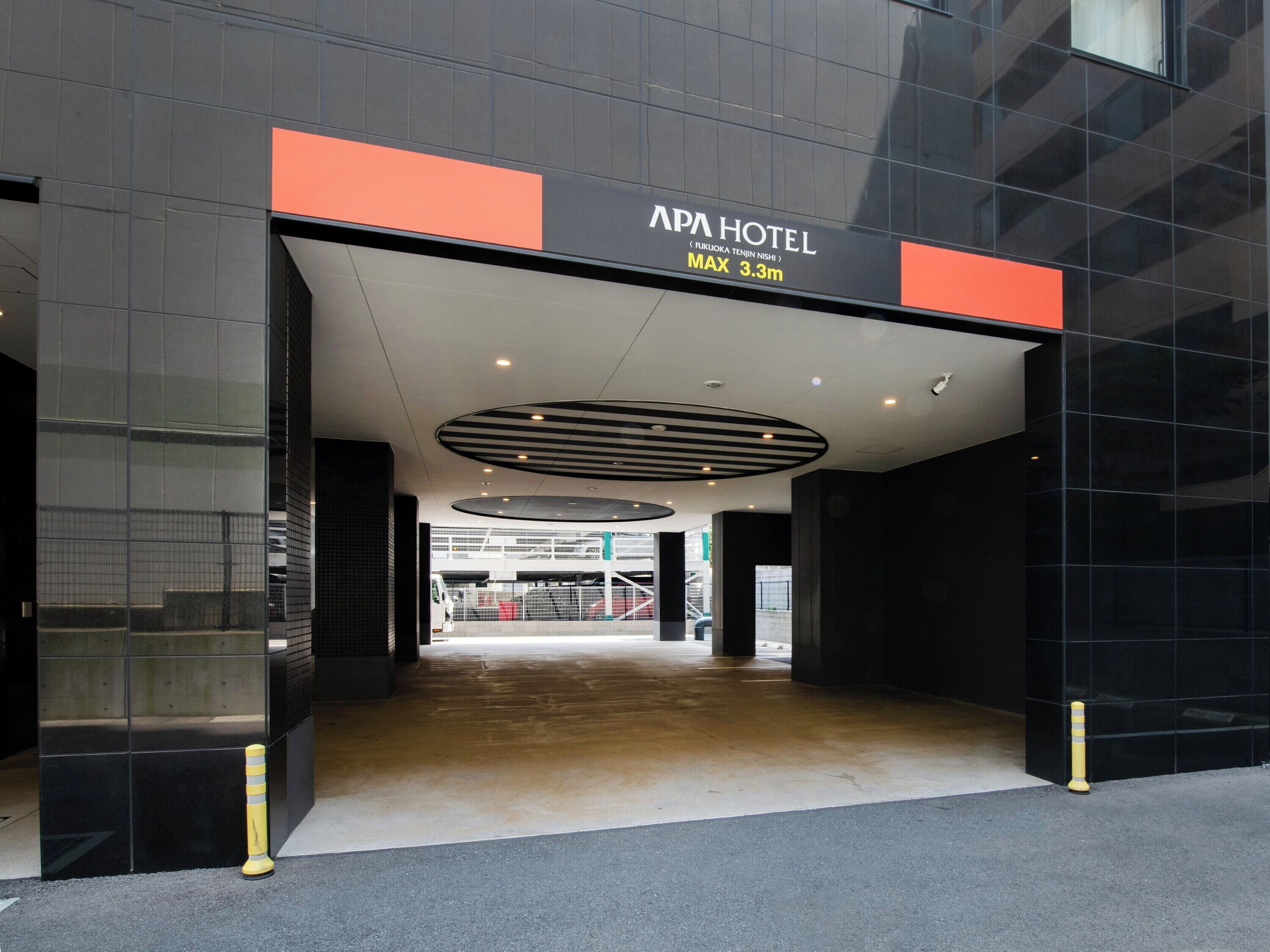 self-parking (surcharge) 2500 per night