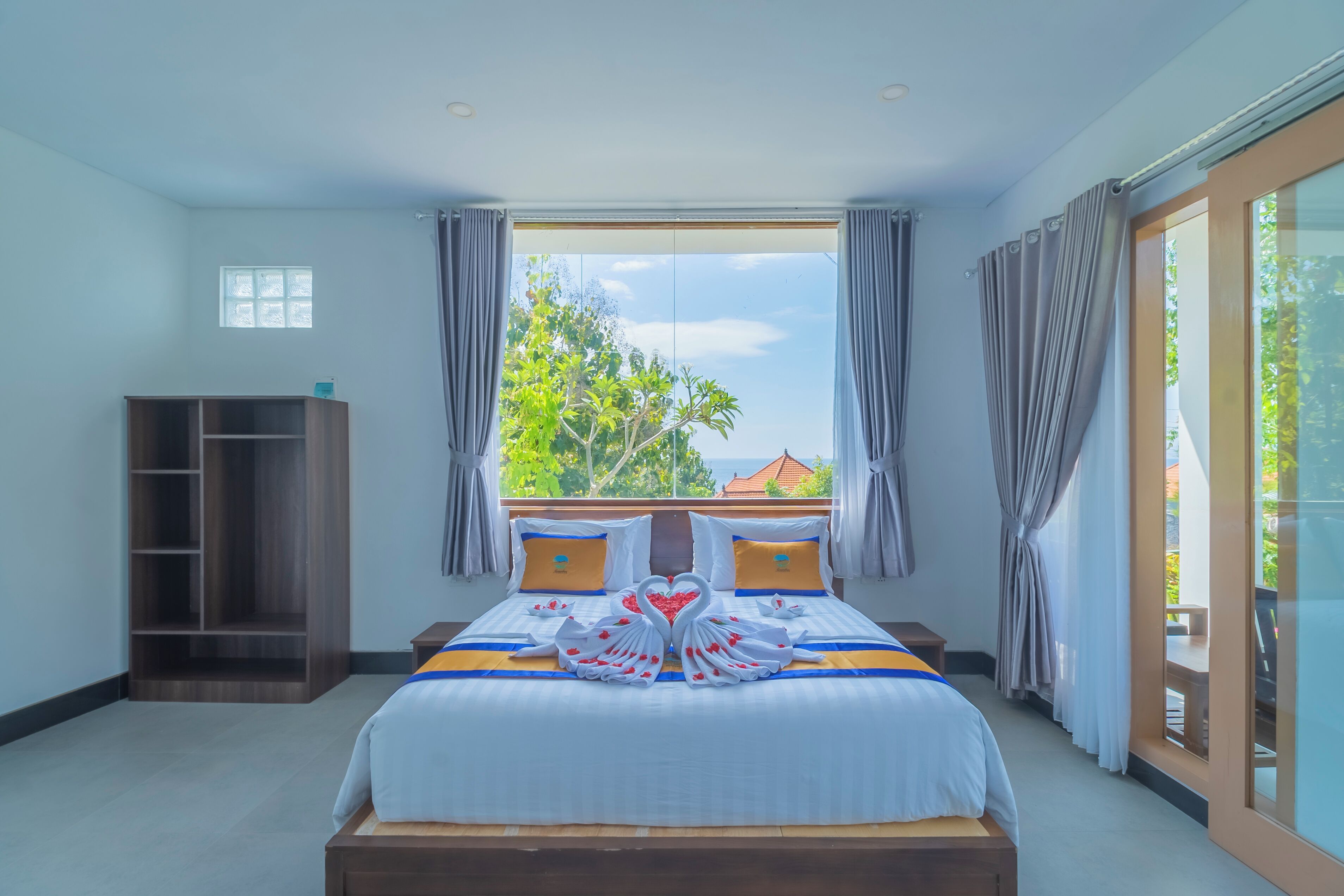 套房 | 办公桌、笔记本电脑工作区、隔音、熨斗/熨板