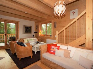 Televisie en een open haard