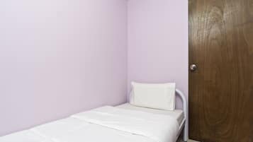 Free WiFi, bed sheets