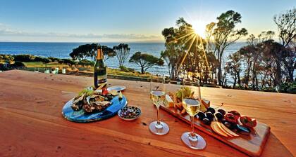 Freycinet Coastal Retreat