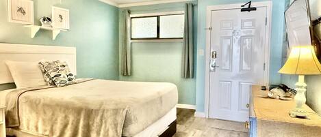 1 bedroom, iron/ironing board, free WiFi, bed sheets