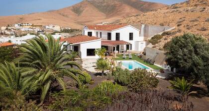Villa climatisée "Selena" avec piscine, jardin et Wi-Fi