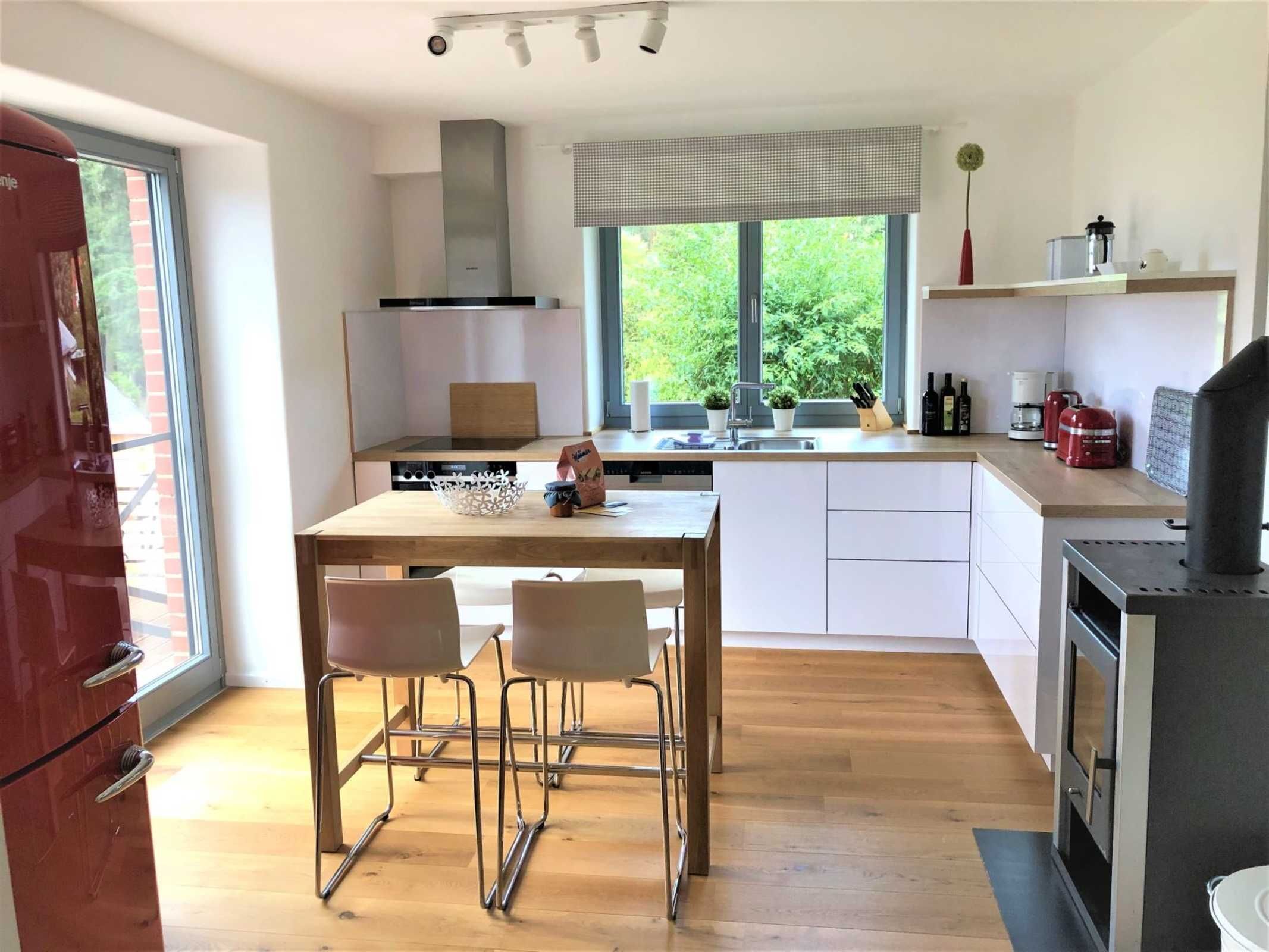 Fridge, oven, dishwasher, high chair