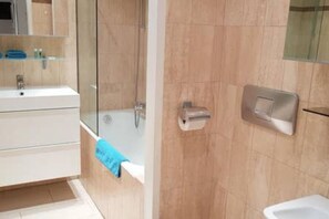Comfort Apartment, 1 Bedroom | Bathroom