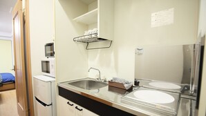 Double Room (1-B) | Private kitchen - Gojo-inn (Kyoto)
