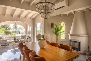 Dining - Villa MALAWI by Abahana Villas (Calp)