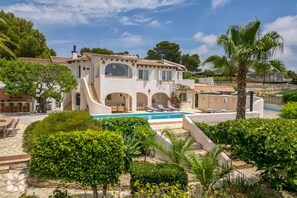 Pool - Villa MALAWI by Abahana Villas (Calp)