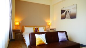 Deluxe-Doppelzimmer | Schreibtisch, Verdunkelungsvorhänge, schallisolierte Zimmer
