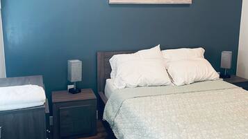 1 bedroom, iron/ironing board, free WiFi, bed sheets