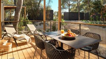 Superior Two-Bedroom Glamping Home | Terrace/patio