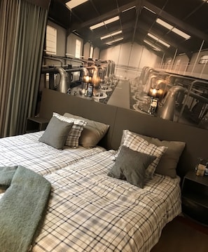 Bureau, Wi-Fi gratuit, draps fournis