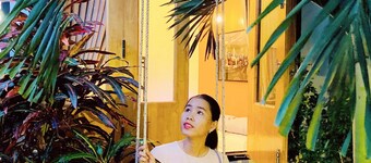 Nguyens Villa. It offers a very natural.