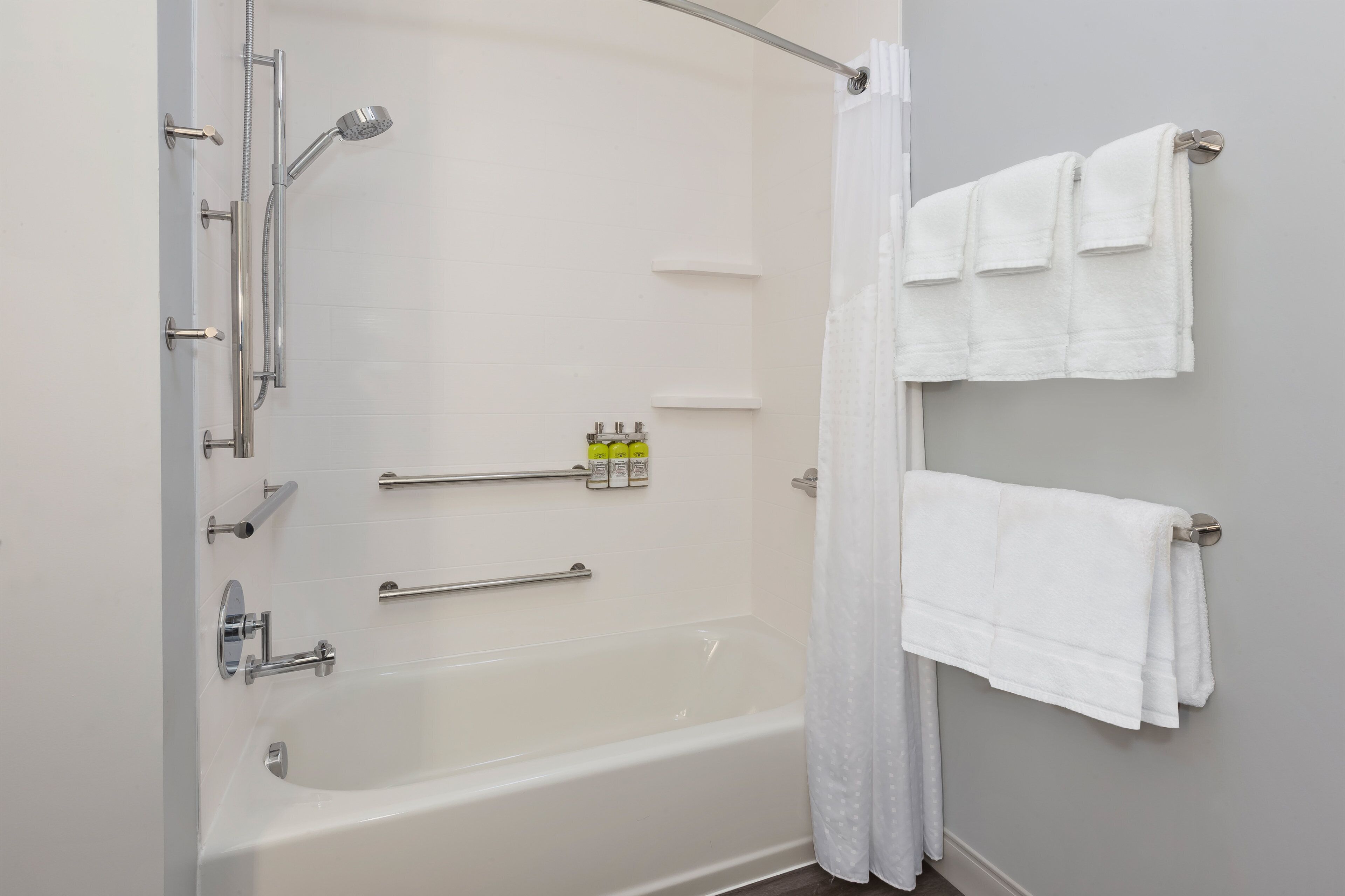 standard room, 2 queen beds, accessible bathtub (accessible tub) | bathroom | free toiletries, hair dryer, towels
