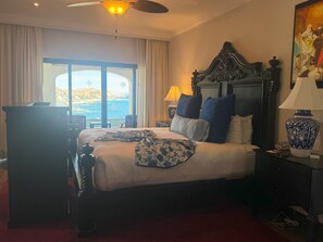 4 bedrooms, in-room safe, iron/ironing board, free WiFi - Ring In the New Year in Cabo !  Private 4 Bedroom Villa at Hacienda Encantada. (Cabo San Lucas)