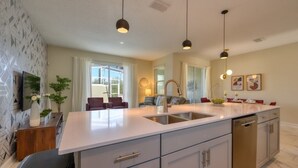 Stovetop, dishwasher, cookware/dishes/utensils - Vhc8077ha - Champions Gate Resort - 4 Bed 3 Baths Townhouse (Davenport)