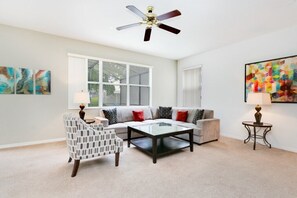 Flatskjerm-TV og TV-spill