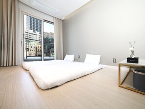 Blackout curtains, soundproofing, free WiFi - SOTA SUITE SOKCHO WORLDSTATE (Sokcho)