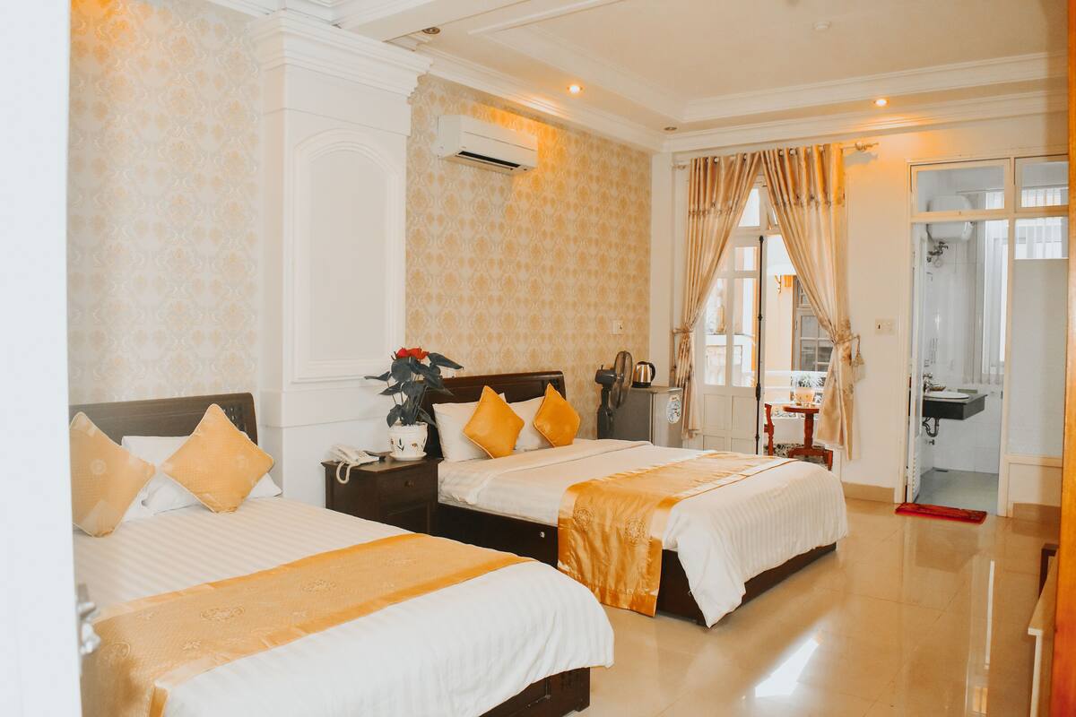 Family Quadruple Room, 1 Bedroom, City View | Room amenity