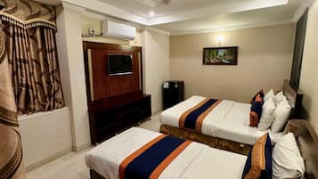 Executive Triple Room, Multiple Beds, Refrigerator, Ground Floor