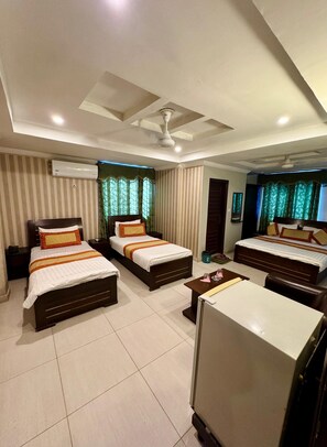 Deluxe Quadruple Room - Hotel Islamabad Premiere Inn (Islamabad)