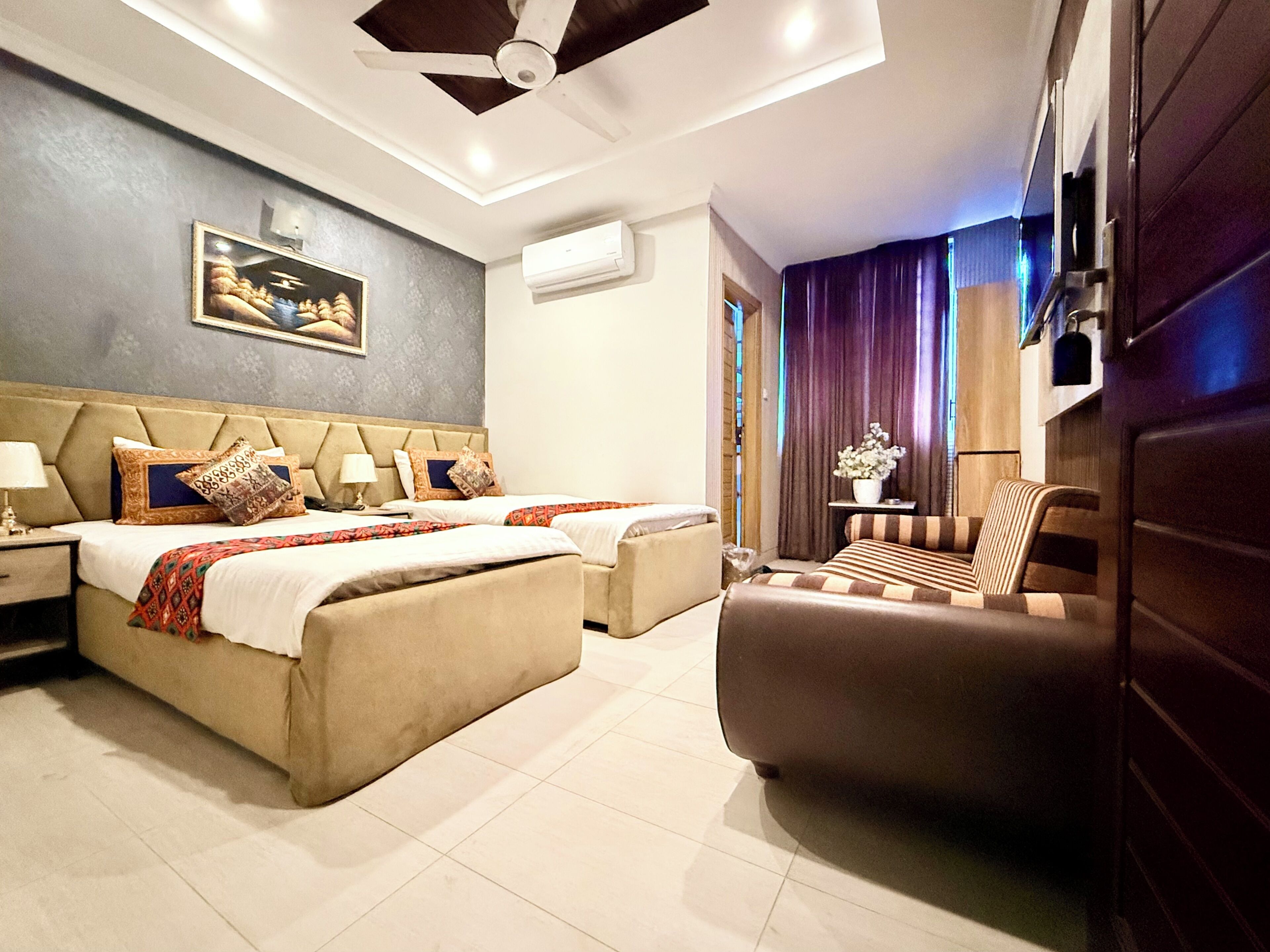 Deluxe Double or Twin Room, City View