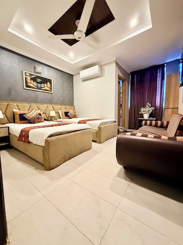 Hotel Islamabad Premiere Inn