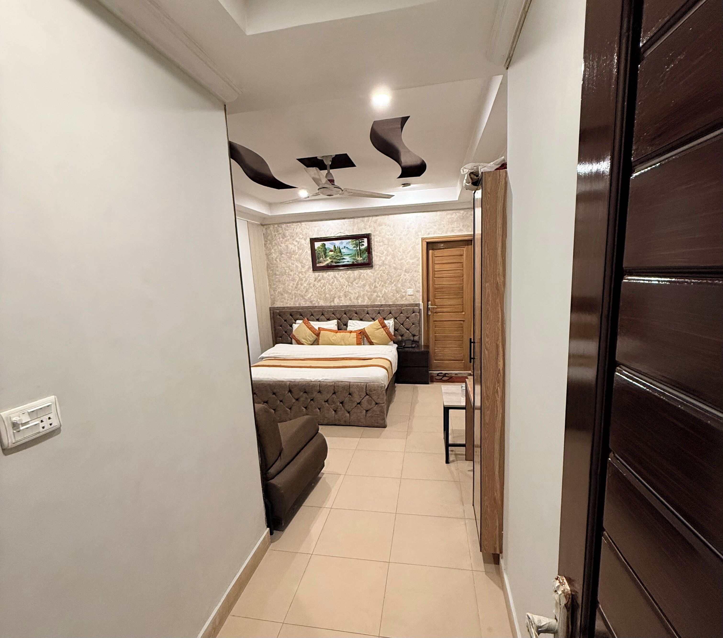 Deluxe Double Room | Premium bedding, down comforters, soundproofing, free WiFi