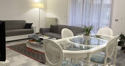 SPACIOUS APARTMENT 10 MINUTES FROM S. PETER